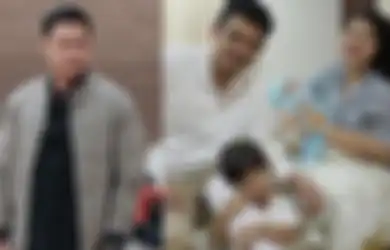 Gagal Mantenan dengan Putri Jokowi, Mantan Pacar Kahiyang Ayu Umbar Potretnya di Luar Negeri, Haydar Permana Tak Mau Kalah dari Bobby Nasution?