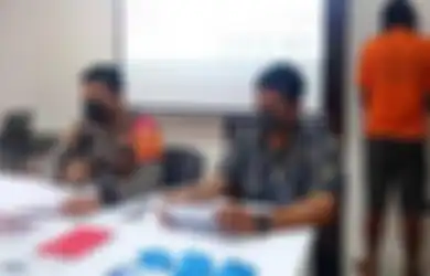 Wanita Paruh Baya di Banjarmasin Tewas Dianiaya Suami Brondongnya Gegara Alasan Sepele, Polisi: Pelaku Sering Mabuk Minum Miras Oplosan!