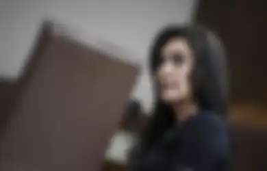 Rieke Diah Pitaloka,  Artis yang Sukses jadi Anggota DPR 