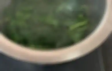 Satu Indonesia Nyesel Baru Tahu, Ternyata Bahan Ini Ampuh Usir Rasa Pahit Daun Pepaya Saat Diolah Jadi Masakan, Sekeluarga Bakal Ketagihan Kalau Sudah Coba!