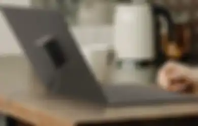 Super Keren! Inilah Laptop Portless Pertama di Dunia, Tampil Beda Tanpa Lubang Apapun