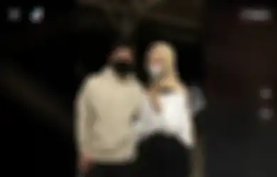 Video Wanita Minta Marquez Buka Masker Malah 'Dikecup' Tren di TikTok