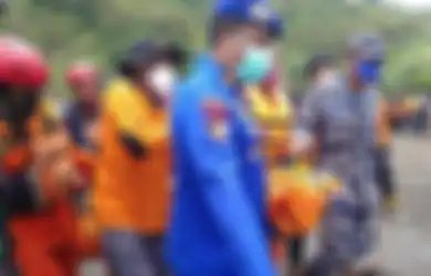 Ngeyel Meski Sudah Diperingatkan, 24 Orang Terseret Ombak Saat Lakoni Ritual Demi Peroleh Keberuntungan di Pantai Payangan Jember, Berikut Data 11 Korban Meninggal