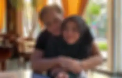 Suaminya Dulu Karyawan Bank, Muzdalifah Mendadak Curhat soal Gaji Fadel Islami yang Tak Mampu untuk Bayar Tagihan Listrik Rumah Mewahnya: Nggak Cukup Bang