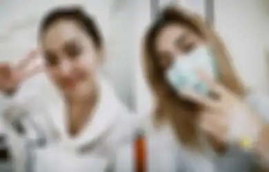 Bak Petir Menyambar, Ayu Ting Ting Dilarikan ke Rumah Sakit Gegara Kecanduan Lakukan Hal Ini, sang Biduan: Gencer Tiap Hari Udah Ketagihan