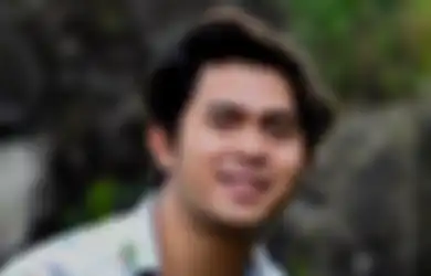 Trauma Pernah Diselingkuhi Pasangan, Cakra Khan Akui Masih Betah Melajang di Usia Kepala 3: Jodoh di Tangan Allah