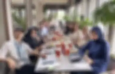 Lega Terima Putusan PA Jaksel, Dhena Devanka Unggah Foto Makan-makan, Paman Jonathan Frizzy Masih Terganjal Masalah Ini