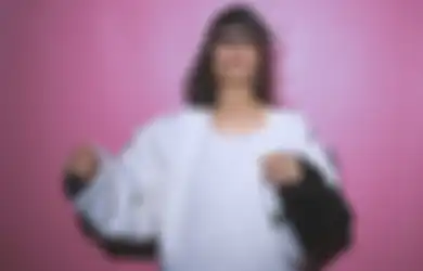 Terinspirasi Fluxcup, Berikut 5 Fakta Nyeleneh Lain di Album Terbaru Danilla 'Pop Seblay'