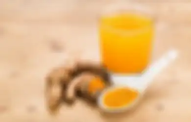 Padahal Jadi Obat Tradisional Sembuhkan Penyakit, Tak Banyak Orang Jangan Sekali-kali Minum Air Rebusan Kunyit Keika Tubuh Alami 5 Kondisi ini