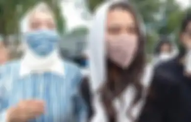 10 Tahun Rasakan Dinginnya di Balik Jeruji Besi, Angelina Sondakh Tak Henti Menangis Terima Perlakuan ini dari Narapidana Lain Pasca Bebas