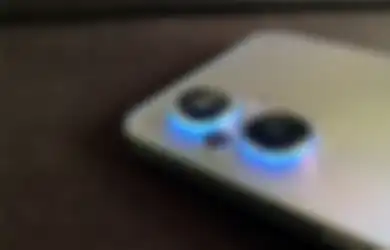 Detail Fitur Dual Orbit Light di OPPO Reno7 Z 5G Yang Super Unik