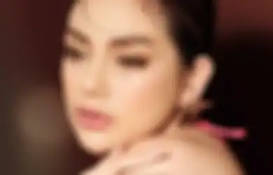 Sudah Hilang Keperawanan Sejak Umur Belasan, Celine Evangelista Ngaku Tak Mematok Banyak Kriteria Cowok Idaman: Mau Jelek, Mau Gendut, yang Penting...