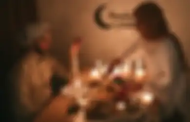 Nikah Beda Agama, 3 Pasangan Selebritis Papan Atas Ini Bagikan Momen Indah Jalankan Puasa Ramadhan Ditemani Sang Pujaan Hati