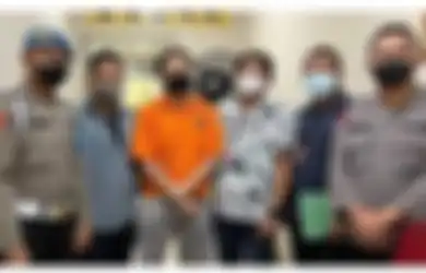 'Pas Kaya Jemawa Banget', Nasib Indra Kenz Sudah Dibaca Ivan Gunawan Sejak Lama, sang Desainer Sempat Beri Wejangan Agar Tak Jadi Gembel Gegara Trading, Kok Bisa?