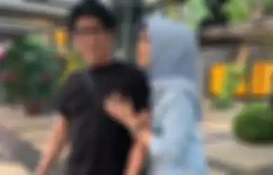 21 Tahun Menikah dengan Parto Patrio, Dina Risty Dimanjakan Bak Ratu di Hunian Mewah, Tangga Kaca di Rumahnya Jadi Sorotan