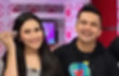 Padahal Kerap Dijodohkan dengan Ayu Ting Ting, Aktor Sekaligus Pejabat Ini Malah Ketahuan Beri Komentar Tak Terduga pada Penyanyi Kondang Ini: Cute