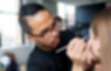 Tanpa Latar Pendidikan Khusus, Profesi Make Up Artist Banyak Diminati di Indonesia