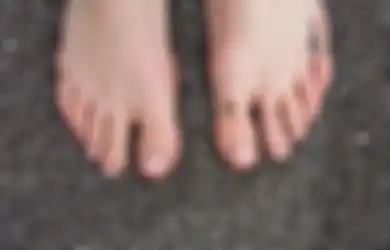 Tips Kecantikan, Ini Dia 4 Cara Membersihkan Kuku Kaki Hitam yang Bikin Gak Pede