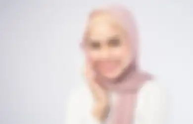 Cantik dan Modis dengan Padupadan Hijab Bergo Maryam