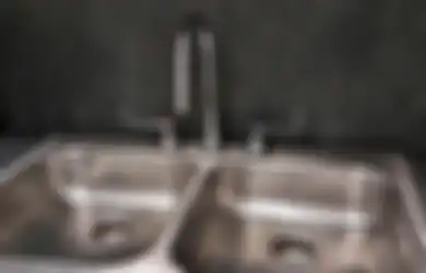Aneka Tips Hari Ini, Masyarakat Indonesia Wajib Tahu, Kerap Disepelekan Begini Cara Membersihkan Bak Cuci Piring Stainless Steel Berkarat