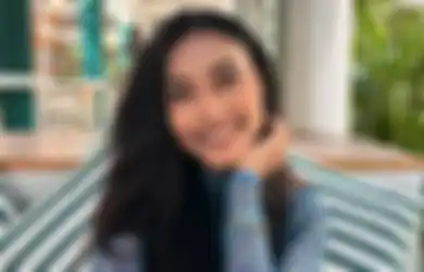 Novia Bachmid Berhasil Tebak Semua Kalimat di Whisper Challenge. Seru!