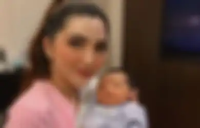 BERITA POPULER: Ashanty Bikin Satu Rumah Heoh Usai Tes Kehamilan, Hubungan Celine Evangelista dan Ariel NOAH Terbongkar hingga Olla Ramlan Tak Kuasa Tahan Kesedihan