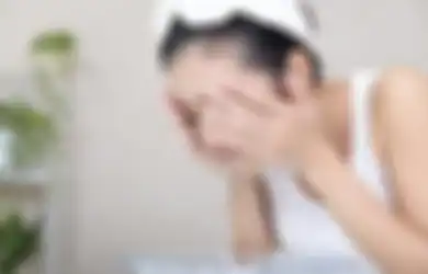 Gak Perlu Buang-buang Uang Beli Skincare Mahal, Rutin Cuci Muka dengan Bahan Mudah Meriah Ini Bisa Bikin Wajah Kinclong Saat Lebaran