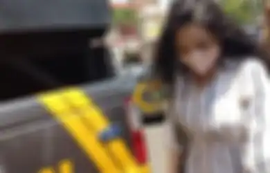 Janda Steno Ricardo Mohon Doa, Sambangi Polres Metro Depok Didampingi Pengacara, Mawar AFI Siap Jalani Pemeriksaan