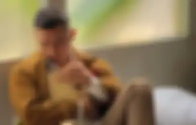 Dari Riset Kegalauan Netizen, Fabio Asher Sukses Viralkan Refrain Bertahan Terluka