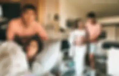 Ditangani Dokter Langganan Artis Hollywood, Indra Priawan Rogoh Kocek Dalam-dalam Demi Fasilitas Terbaik Persalinan Nikita Willy, Terbongkar Biaya Fantastis yang Digelontorkan per Malamnya!