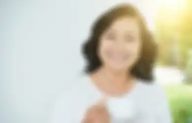 Aneka Tips Kecantikan, Cuma 30 Menit Uban di Rambut Bisa Hilang Permanen Modal Olahan Kulit Terong Seperti ini