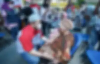 Ini Alasan Polisi Maklumi Ivan Gunawan Tak Kembalikan Rp 168 Juta Duit DNA Pro, Sang Desainer Sibuk Foto Bareng Peserta Vaksin