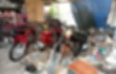 Dari Bisnis Restorasi Motor Retro, Mahasiswa UNY Bisa Biayai Kuliahnya