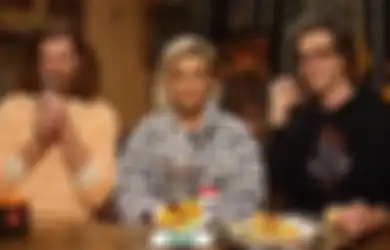 Langsung Teriak Begitu Lihat, Agnez Mo Bangga Sebut Pempek Palembang Makanan Favoritnya hingga Bikin YouTuber Amerika Ingin Kunjungi Indonesia: Ini Luar Biasa