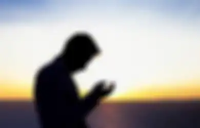 Dianjurkan Dibaca pada 15 Hari Terakhir Ramadan, Inilah Doa Qunut Salat Witir