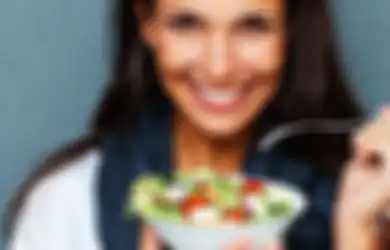 7 Tips Menurunkan Berat Badan di Usia 40-an Tahun, Bukan Hal yang Mustahil Lho!