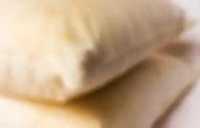 Aneka Tips Harian, Ternyata Hilangkan Noda Kuning Pada Bantal Bukan Pakai Pemutih Biasa, Begini Cara Membersihkan yang Benar