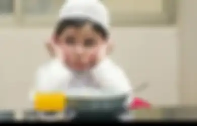 Salah Satunya Surat yang Diamalkan Nabi Zakaria, Simak Amalan Doa Agar Lekas Diberi Keturunan yang Diajarkan KH Hannan Maksum