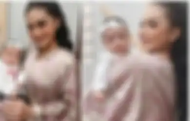 Duh! Malah Banjir Cibiran, Niat Hati Ingin Pamer Pose Bareng Ameena, Krisdayanti Malah Tuai Komentar Pedas Gegara Lakukan Hal Ini pada Sang Cucu