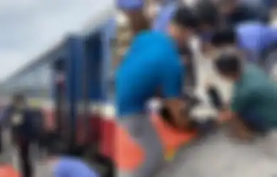 Mendadak Kontraksi, Ibu Hamil Ini Terpaksa Lahiran di Kereta Api Saat Lakukan Perjalanan Jauh, Begini Kondisinya Usai Ditangani Petugas