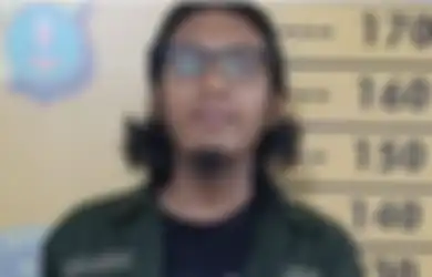 Masih Bisa Tersenyum Usai Dipolisikan, Ini Foto Tampang Pria yang Tantang Menantu Jokowi, Ternyata Cuma Gegara Masalah Sepele