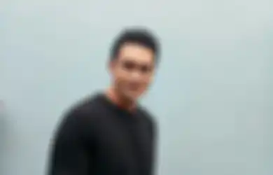 Berat Badan Turun Dratis hingga Datang ke Psikiater, Indra Bruggman Sebut Idap Penyakit yang Diidap oleh Sang Ibu