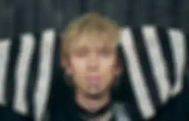 Sudah Selesai dengan Rock, Machine Gun Kelly Bakal Balik ke Rap!