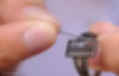 Berusia 300 Tahun, Cincin Sempoa China yang Ditemukan dengan Ukuran Kecil Ini Berasal dari Dinasti Qing, Manik-manik Sempoa Hanya Bisa Digerakkan dengan Alat Ini dan Bukan Ujung Jari
