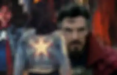 Doctor Strange Selamatkan America Chavez dalam Klip in The Multiverse Of Madness