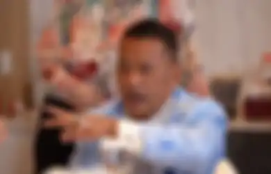 Dituding Lakukan Pelecehan Seksual pada Asistennya Sendiri, Hotman Paris Murka Bongkar Borok Iqlima Kim Sampai Singgung Kiriman Video Seksi