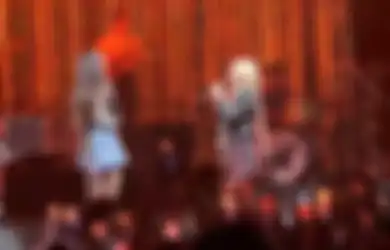 Junior Duet Bareng Senior, Olivia Rodrigo Gandeng Avril Lavigne Bawain 'Complicated'!