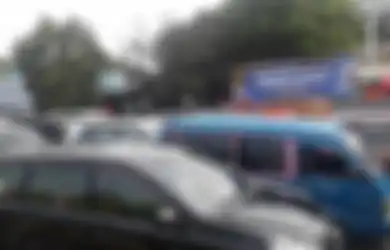 Nelangsa Sopir Angkot, Niat Mengais Rezeki saat Lebaran malah Rugi Penumpang Turun di Tengah Jalan Gegara Hal Ini