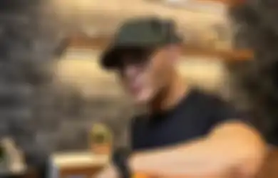Bikin Heboh Dunia Jagat Maya, Netizen Ramai Diminta Unsubscribe Podcast Deddy Corbuzier Sampai Trending Twitter, Ada Apa?