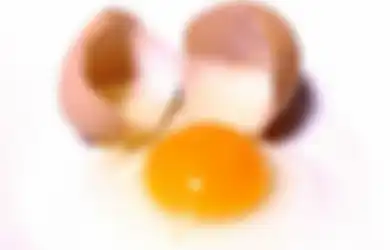 Kalo Nggak Mau Kena Penyakit, Jangan Lo Lakuin 3 Hal Ini Pada Telur!
